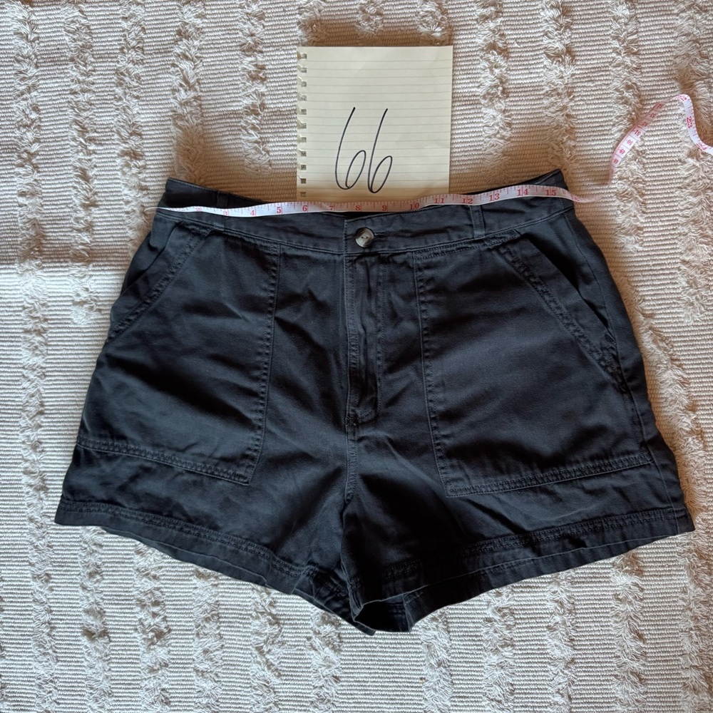 Universal Thread Women's High Waist Black Shorts